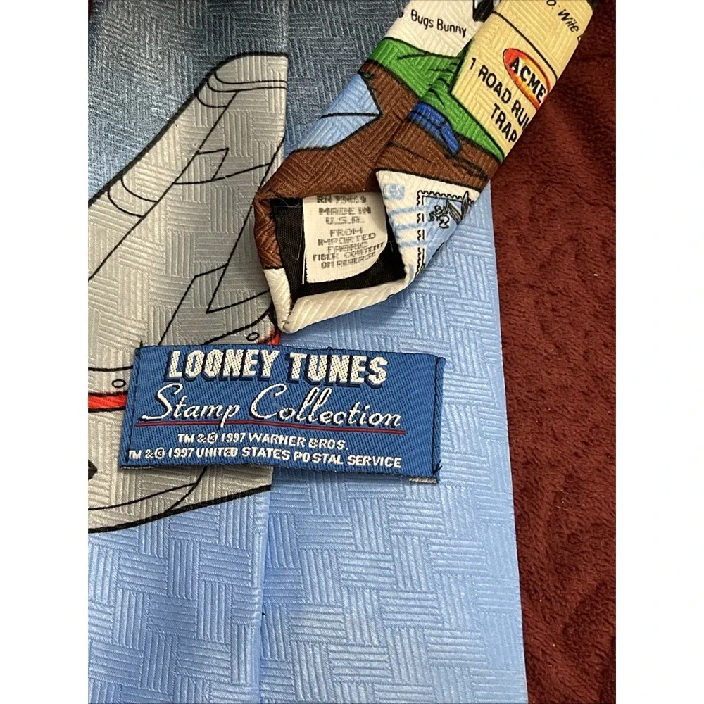 Vintage 1997 Looney Tunes Bugs Bunny Novelty Silk Necktie Unique 4x58
